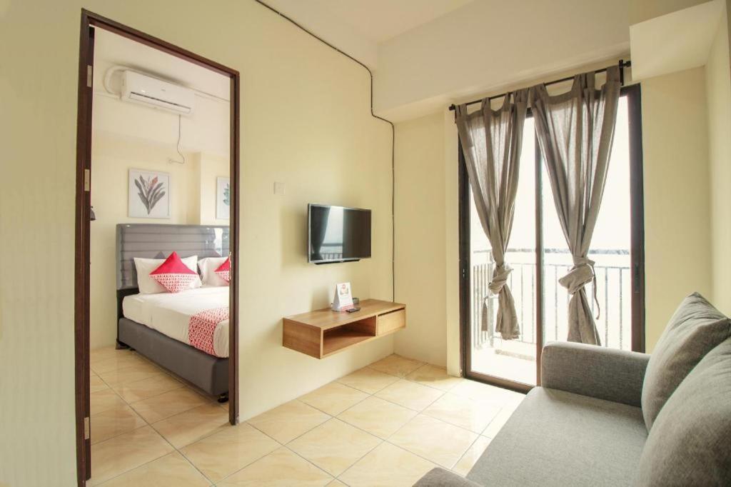 โอโย แฟล็กชิป 438 ตามันซารี พาโนรามิก บันดุง Hotel ภายนอก รูปภาพ