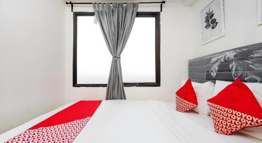 โอโย แฟล็กชิป 438 ตามันซารี พาโนรามิก บันดุง Hotel ภายนอก รูปภาพ